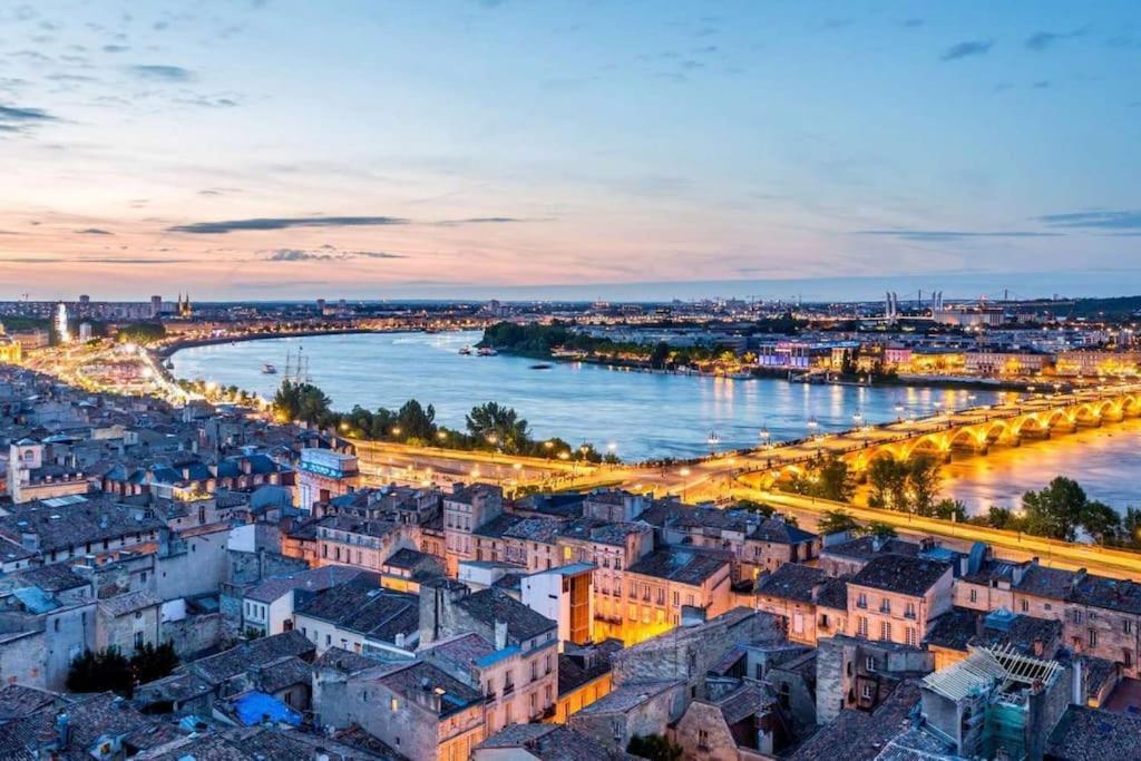 Charming Apartment In The Chartrons District Bordeaux Exteriör bild